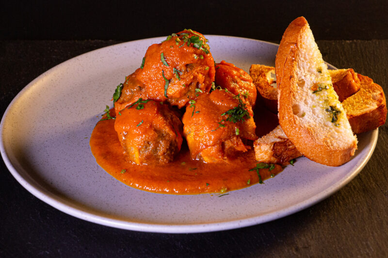 Albóndigas Bravas - Imagen 2